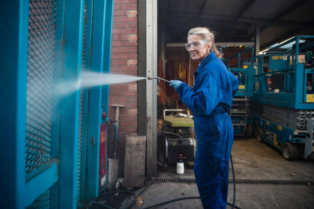 Best Gas Station Cleaning  in Oral City, FL
