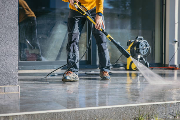 Best Gas Station Cleaning  in Oral City, FL